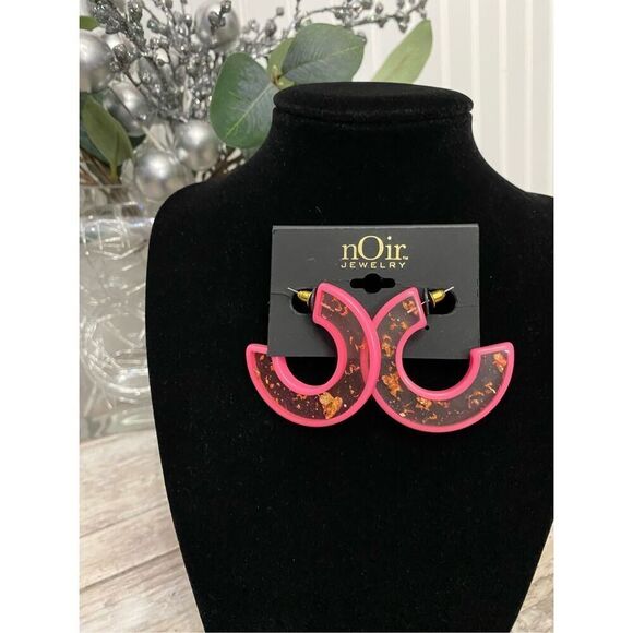 nOir Jewelry Hot Pink 80’s Half Hoop Earrings - Picture 1 of 2